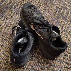 Women's Nike Black Zoom Winflo 5 Athletic Shoes